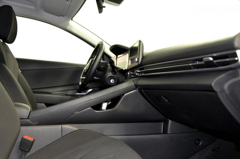 Hyundai Новая Elantra 1.6 6AT FWD (128 л.с.) MPI Elegance Автомобили с пробегом Шымкент  
