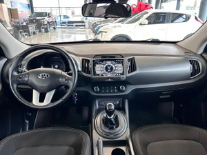 Kia 1.7 D MT (115 л. с.) Авто Люкс KIA Севастополь