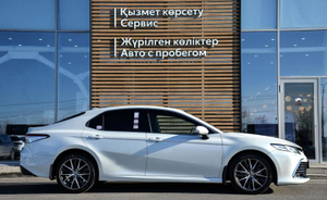 Toyota Camry 2.5 AT (206 л.с.) Престиж Плюс KX Автомобили с пробегом Шымкент  