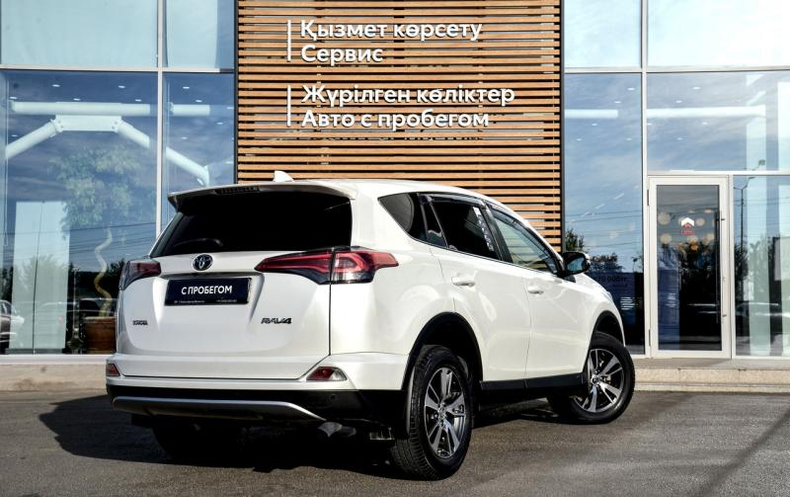 Toyota 2.0 CVT FWD (146 л.c.) Комфорт Автомобили с пробегом Шымкент  