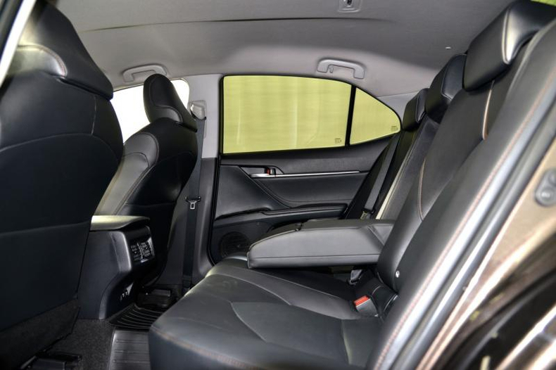 Toyota Camry 2.5 AT FWD (181 л.с.) Престиж Плюс BX/B4.5 Автомобили с пробегом Шымкент  