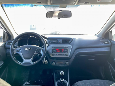 Kia Rio 1.6 MT (123 л. с.)