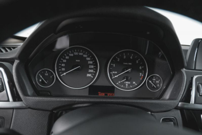 BMW 3 серия 320i AT (184 л. с.)