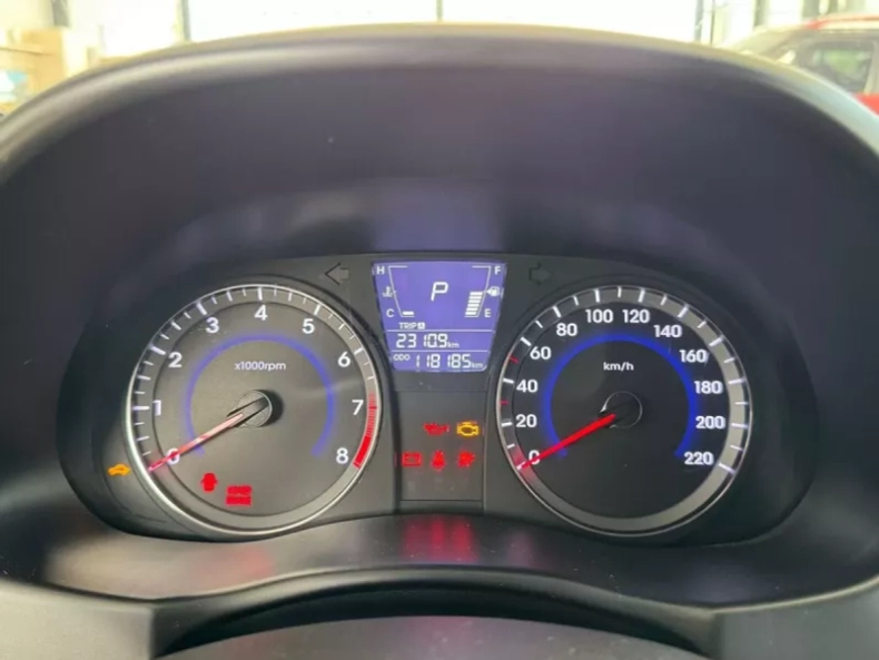 Hyundai 1.4 AT FWD (107 л.с.) Classic Авто Люкс KIA Севастополь