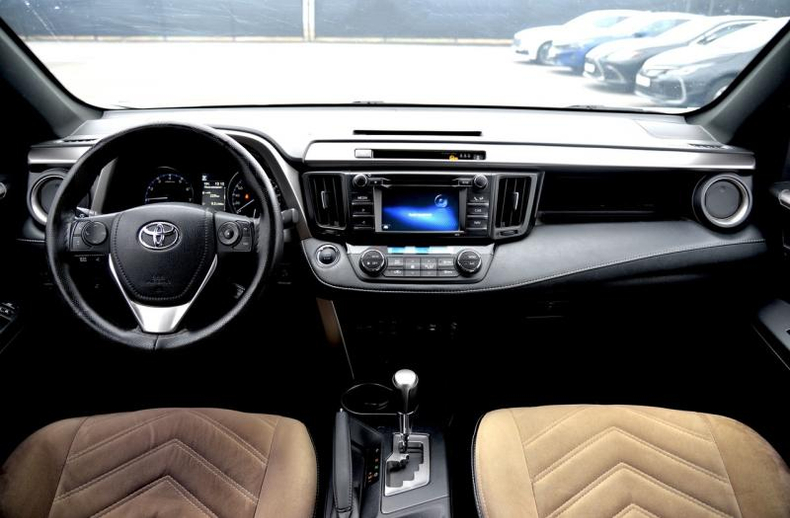 Toyota 2.0 CVT 4WD (146 л. c.) Элеганс P6 Автомобили с пробегом Шымкент  