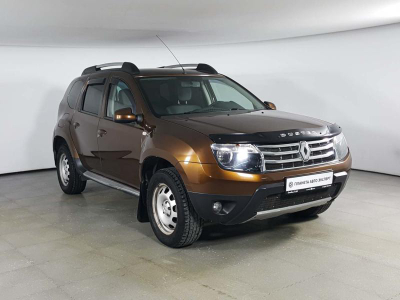 Renault Duster 2.0 MT 4x4 (135 л. с.)