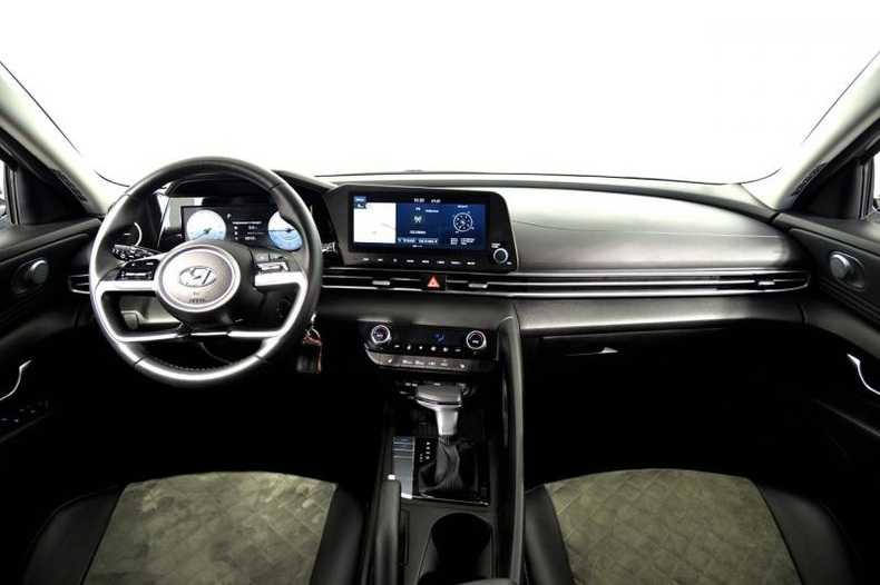 Hyundai Новая Elantra 1.6 6AT FWD (128 л.с.) MPI Elegance Автомобили с пробегом Шымкент  