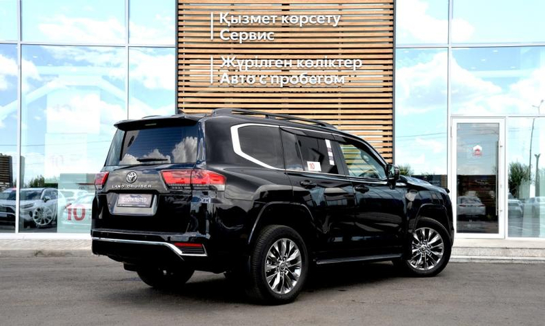 Toyota Land Cruiser 300 3,5 AT AWD (415 л.с.) Премиум+ Автомобили с пробегом Шымкент  