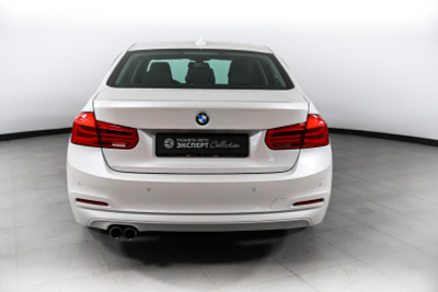 BMW 3 серия 320i AT (184 л. с.)
