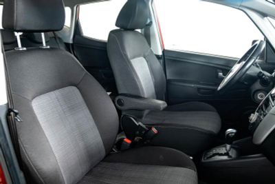 Kia Venga 1.6 AT (125 л. с.)