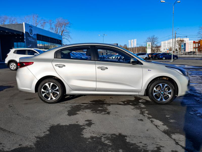 Kia Rio 1.4 MT (100 л. с.)