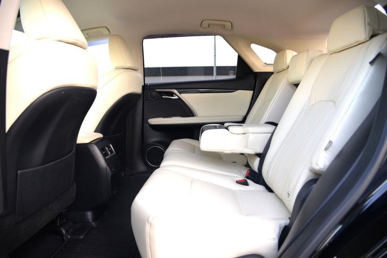 Lexus New RX 2.0 AT FWD (238 л.с.) 300 Executive Автомобили с пробегом Шымкент  