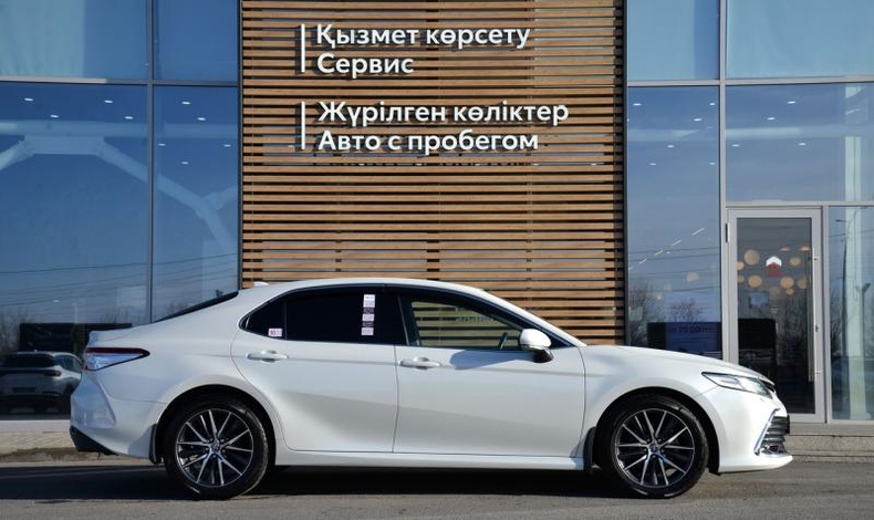 Toyota Camry 2.5 AT (206 л.с.) Люкс K5 Автомобили с пробегом Шымкент  