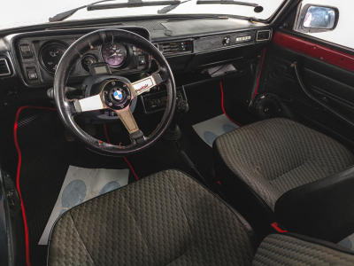 LADA 2105 1.6 MT (75 л. с.)