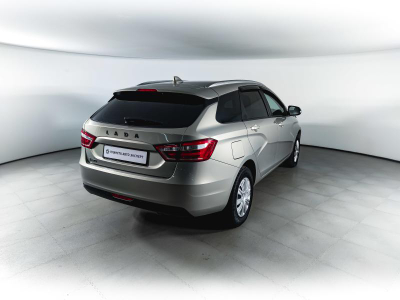 LADA Vesta SW 1.6 MT (106 л.с.)