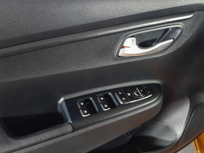 Kia Rio 1.6 AT (123 л. с.)