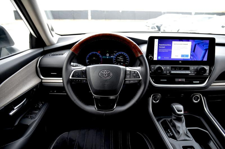 Toyota Highlander NEW 2.4 AT AWD Люкс Safety Автомобили с пробегом Шымкент  