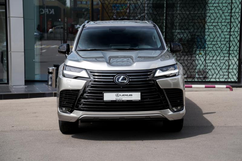 Lexus LX 3.5 AT 4WD (415 л.с.) LX600 VIP Black <br>Тойота Центр Бишкек Бишкек