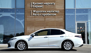 Toyota Camry 2.5 AT FWD (206 л.с.) Комфорт Автомобили с пробегом Шымкент  