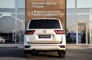 Toyota Land Cruiser 300 3.4 AT 4WD (415 л.с.) Премиум + Автомобили с пробегом Шымкент  