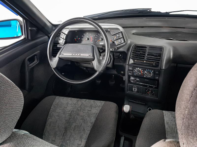 LADA 2112 1.5 MT (91 л. с.)