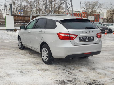 LADA Vesta SW 1.6 MT (106 л.с.)