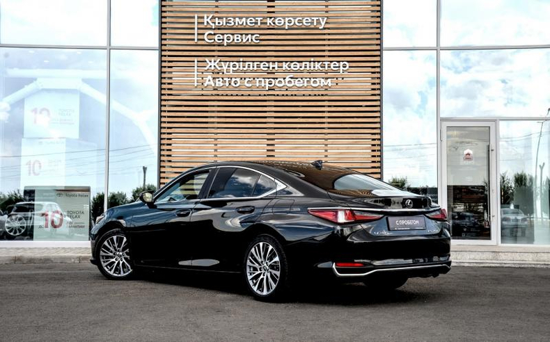 Lexus ES 250 AT (200 л.с.) Premium 28 Автомобили с пробегом Шымкент  