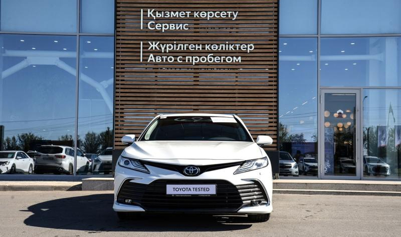 Toyota Camry 2.5 AT (206 л.с.) Люкс K5 Автомобили с пробегом Шымкент  