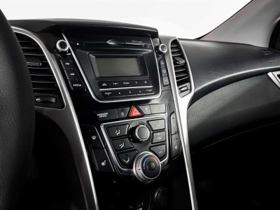 Hyundai i30 1.6 MT (130 л. с.)