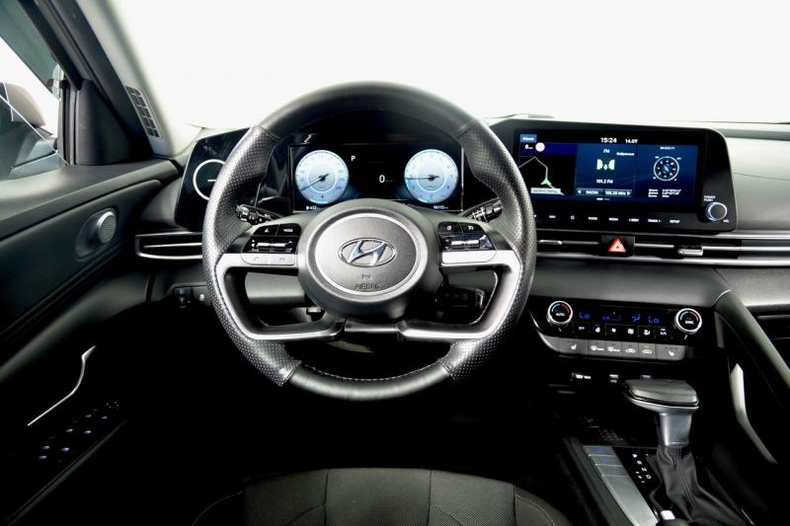 Hyundai Новая Elantra 1.6 6AT FWD (128 л.с.) MPI Elegance Автомобили с пробегом Шымкент  