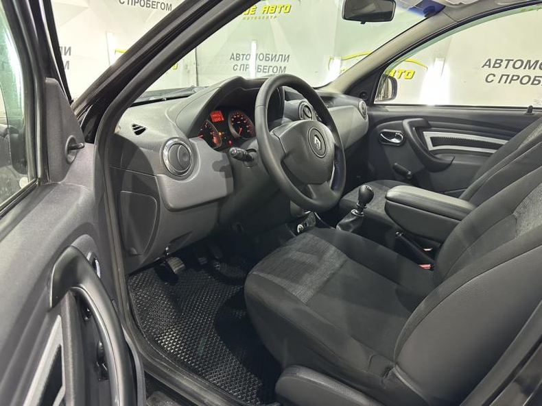 Renault 1.6 MT 4x4 (102 л. с.) Authentique Твоё авто (Йошкар-Ола)