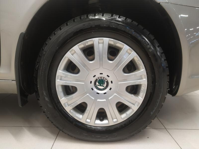 SKODA 1.6 MPI MT (102 л. с.) Ambition Твоё авто (Киров)