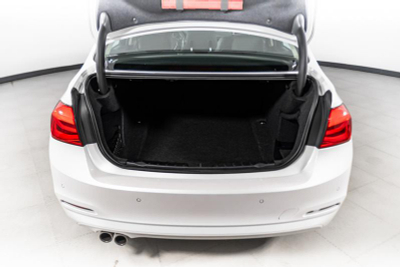 BMW 3 серия 320i AT (184 л. с.)