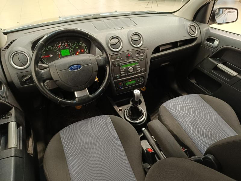 Ford 1.4 MT FWD (80 л.с.) Твоё авто (Киров)
