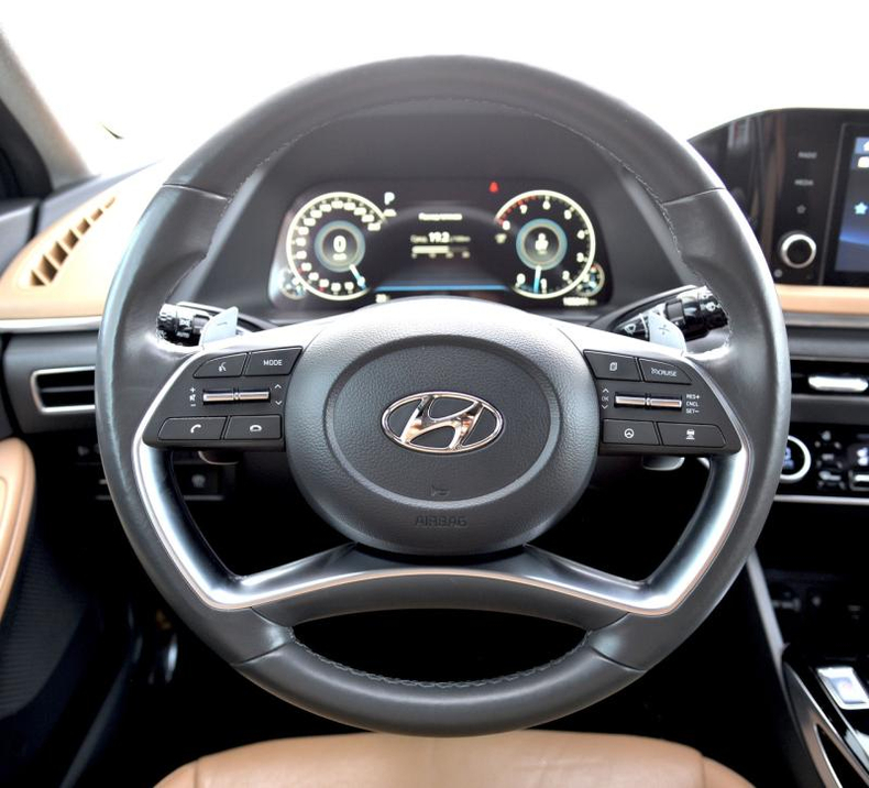 Hyundai Sonata 2.5 6AT FWD (180 л.с.) MPI Prestige Автомобили с пробегом Шымкент  