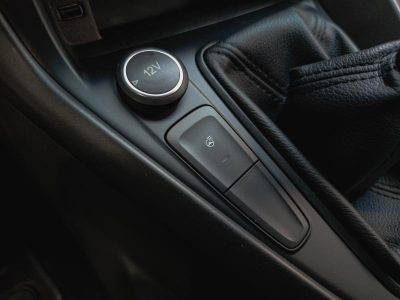 Ford Focus Седан 1.6 Ti-VCT MT (125 л. с.)