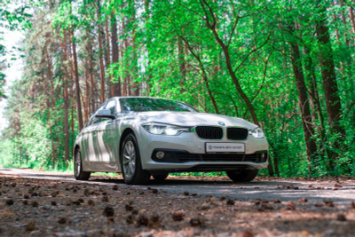 BMW 3 серия 320i AT (184 л. с.)