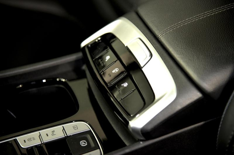 Hyundai Новый Tucson 2.5 8АT 4WD(190 л.с.) Lifestyle + Smart Sense Автомобили с пробегом Шымкент  