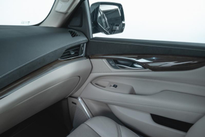 Cadillac Escalade 6.2 AT (426 л.с.) 4WD Luxury