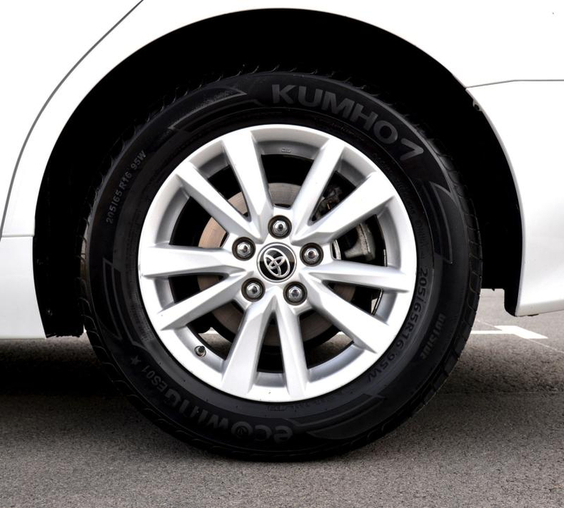 Toyota Camry 2.0 AT FWD (150 л.с.) Классик A2 Автомобили с пробегом Шымкент  