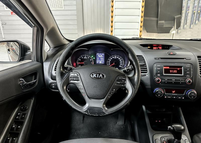 Kia Cerato 1.6 AT (130 л. с.) Luxe ORBIS AUTO г. Алматы