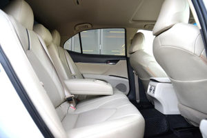 Toyota Camry 2.5 AT FWD (206 л.с.) Комфорт Автомобили с пробегом Шымкент  