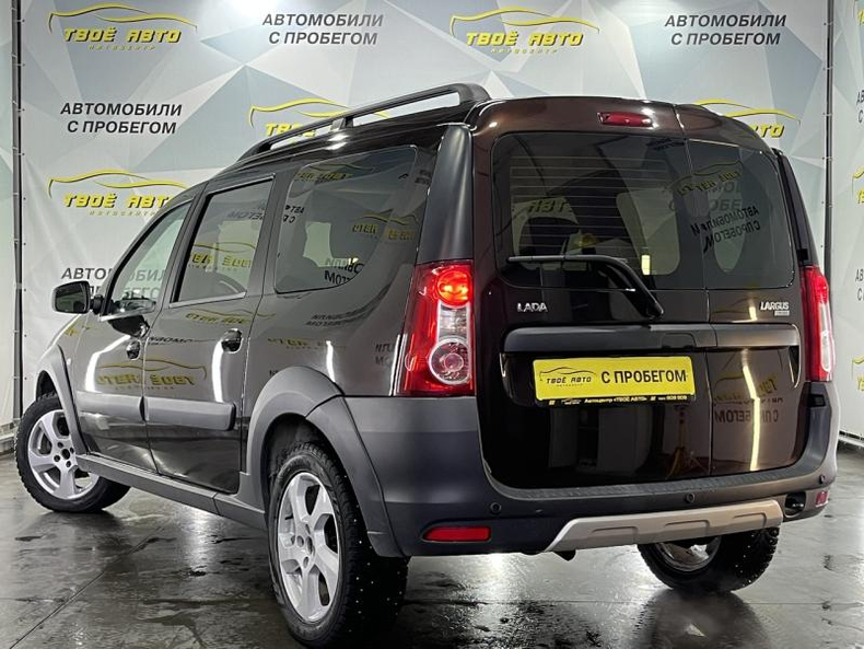 LADA (ВАЗ) Largus Cross 1.6 MT 16 кл (5 мест) (106 л. с.) Luxe Glonass 5мест Твоё авто (Йошкар-Ола)