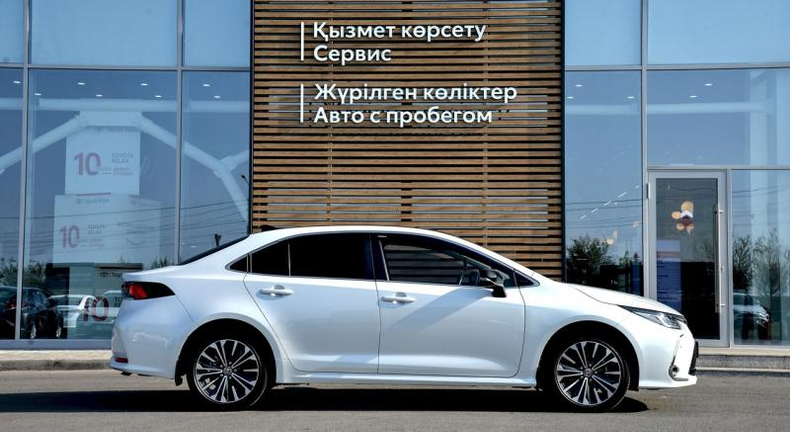 Toyota Corolla 1.6 CVT (122 л. с.) Престиж bi-tone Автомобили с пробегом Шымкент  