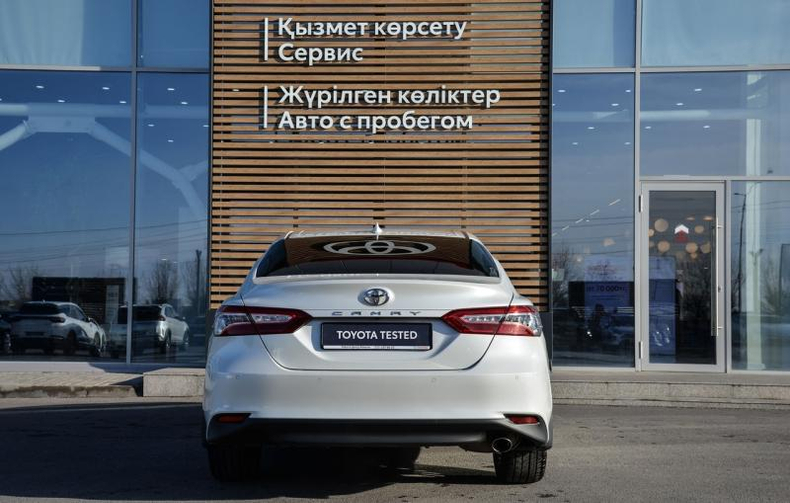 Toyota Camry 2.5 AT (206 л.с.) Люкс K5 Автомобили с пробегом Шымкент  