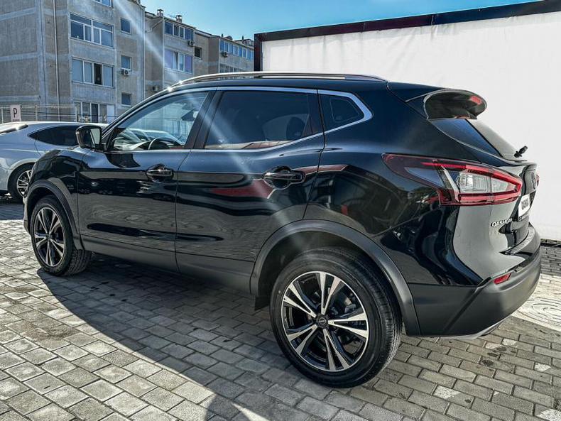 Nissan Qashqai 2.0 CVT (144 л. с.) LE + Авто Люкс г. Севастополь