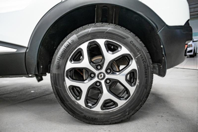 Renault Kaptur 1.6 MT (114 л. с.)