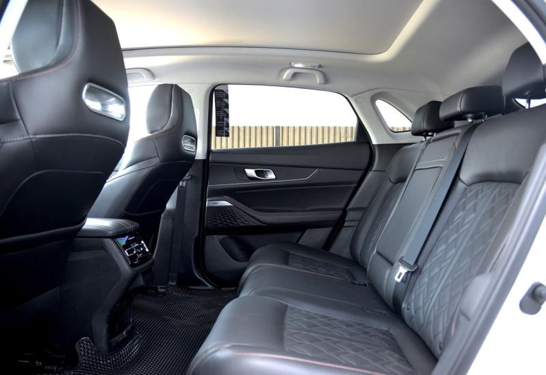 Changan Uni-k 2.0 8AT 4WD (226 л.с.) Luxe Автомобили с пробегом Шымкент  