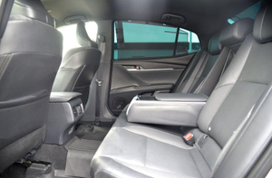 Toyota Camry 2.5 8AT FWD (204 л.с.) Люкс Автомобили с пробегом Шымкент  