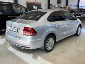 Volkswagen Polo 1.6 AT FWD (105 л.с.) MPI Авто Люкс KIA Севастополь